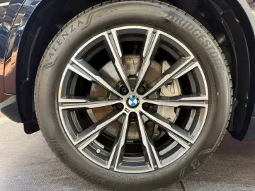 BMW X5 xDrive50e M Sport Bowers & Wilkins AHK LED