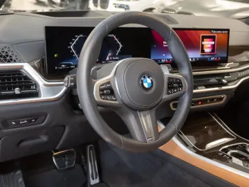 BMW X5 30dxDriveMSport AHK Navi HUD RFK eSitze Leder
