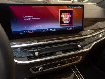 BMW X5 30dxDriveMSport AHK Navi HUD RFK eSitze Leder