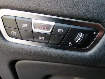 BMW X5 xDrive30d M Sport HUD AHK DAProf H K Kamera