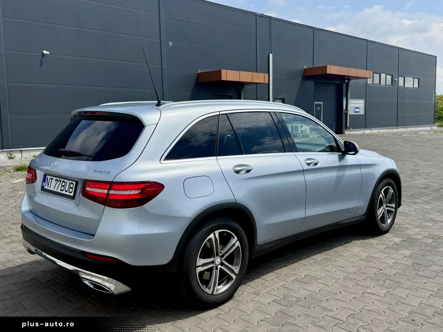 GLC 220d 360 Panoramic Keyless ILS HUD