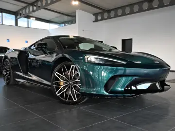 McLaren GT Serpentine Luxe Premium B&W Lift Panorama