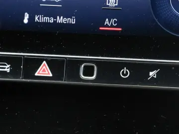 MERCEDES-BENZ GLC 220 d 4M AMG-Sport DIGITAL Ambi Ka…