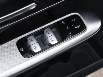MERCEDES-BENZ GLC 220 d 4M AMG-Sport DIGITAL Ambi Ka…