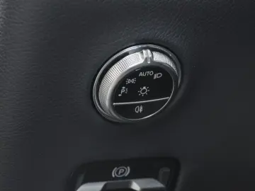 MERCEDES-BENZ GLC 220 d 4M AMG-Sport DIGITAL Ambi Ka…