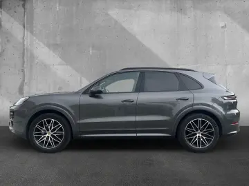 PORSCHE Cayenne Sport Design Pano 360  Kam Bose Head-Up