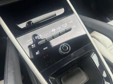 PORSCHE Cayenne Sport Design Pano 360  Kam Bose Head-Up