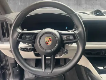 PORSCHE Cayenne Sport Design Pano 360  Kam Bose Head-Up