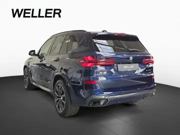 BMW X5 xDr30d MSport Pro IconicGlow 360