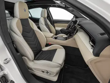 Maserati Grecale Trofeo FUORISERIE