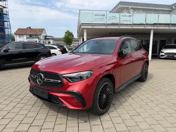 MERCEDES-BENZ GLC 300e 4Matic AMG Distr Night Burm M…