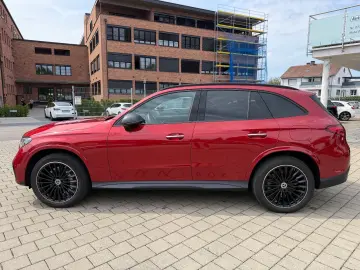 MERCEDES-BENZ GLC 300e 4Matic AMG Distr Night Burm M…