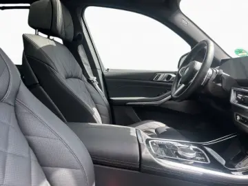 BMW X5 xDr30d MSpo SkyLounge SoftClose Ventil 360 IcGlow