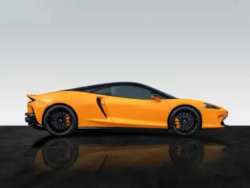 McLaren GT   McLaren Orange   Premium Pack