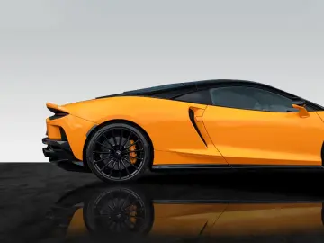 McLaren GT   McLaren Orange   Premium Pack
