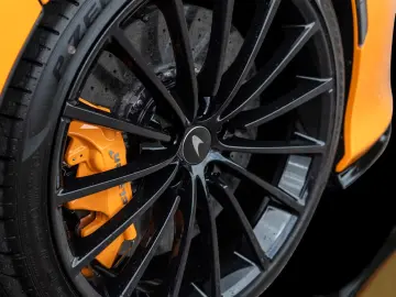 McLaren GT   McLaren Orange   Premium Pack