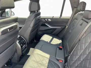 BMW X5 xDr 30d MSport SkyLounge SoftClose IconGlow Ventil
