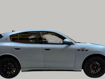 Maserati Grecale Trofeo Sonderlack Wartungspaket