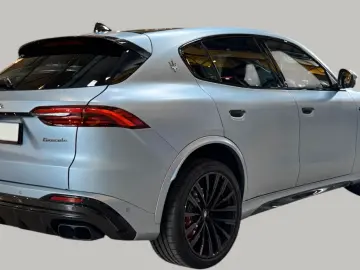Maserati Grecale Trofeo Sonderlack Wartungspaket