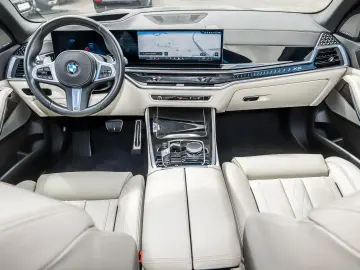 BMW X5 xDr30d MSpo Pro Merino IconicGlow 360 GestureControl