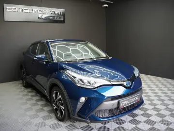 TOYOTA C-HR 1.8 HYB AT