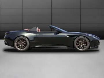 Aston Martin DB12 Volante