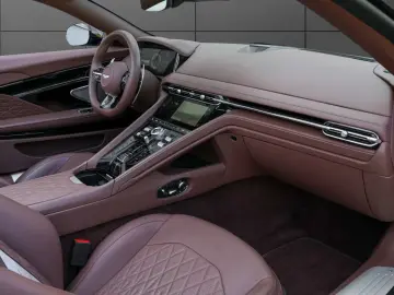 Aston Martin DB12 Volante