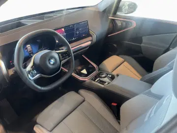 BMW X3 xDrive 20d AHK HUD LED PA  DA  Memory Navi
