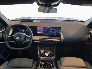 BMW X3 xDrive 20d AHK HUD LED PA  DA  Memory Navi