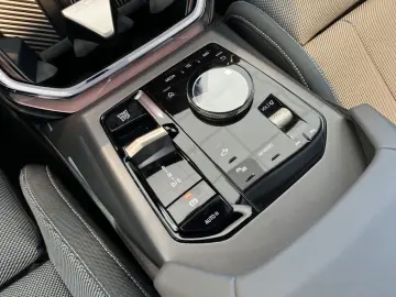 BMW X3 xDrive 20d AHK HUD LED PA  DA  Memory Navi