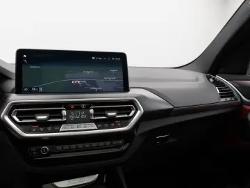 BMW X3 xD20i M Sport HiFi Kamera DAB Panorama 20Zoll