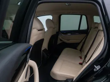 BMW X3 xD20d Kamera DAB H K Leder Sportsitz 18Zoll