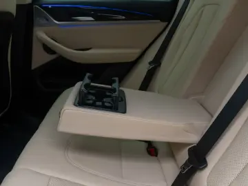 BMW X3 xD20d Kamera DAB H K Leder Sportsitz 18Zoll
