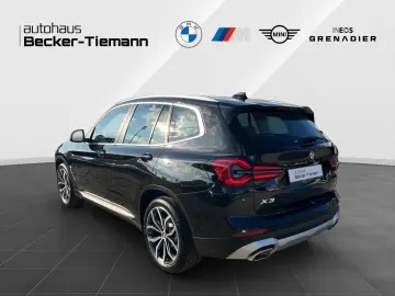BMW X3 xDrive30i Laserlicht  HU Display  HiFi Sound