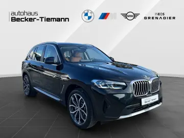 BMW X3 xDrive30i Laserlicht  HU Display  HiFi Sound
