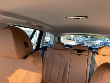 BMW X3 xDrive30i Laserlicht  HU Display  HiFi Sound