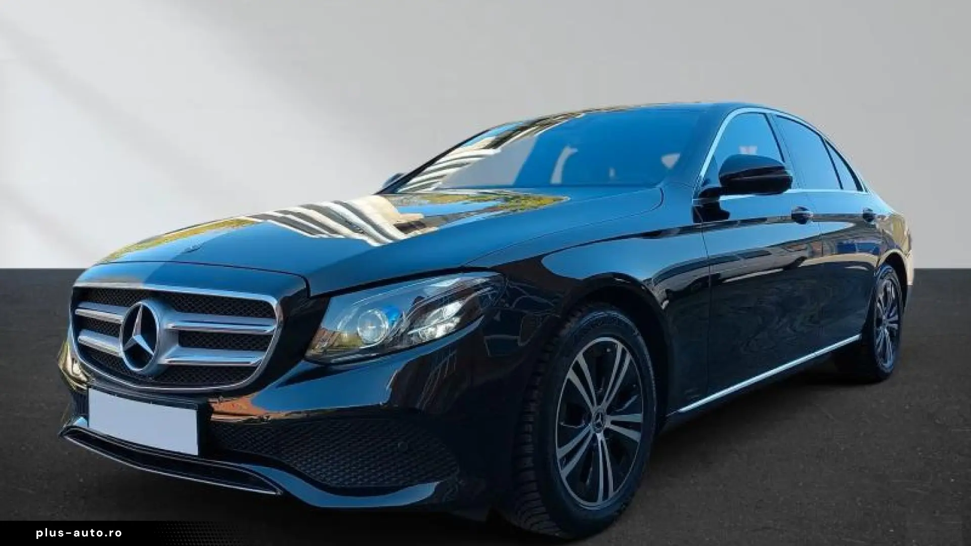 Mercedes-Benz E 220 E Limousine E 220 d 4Matic