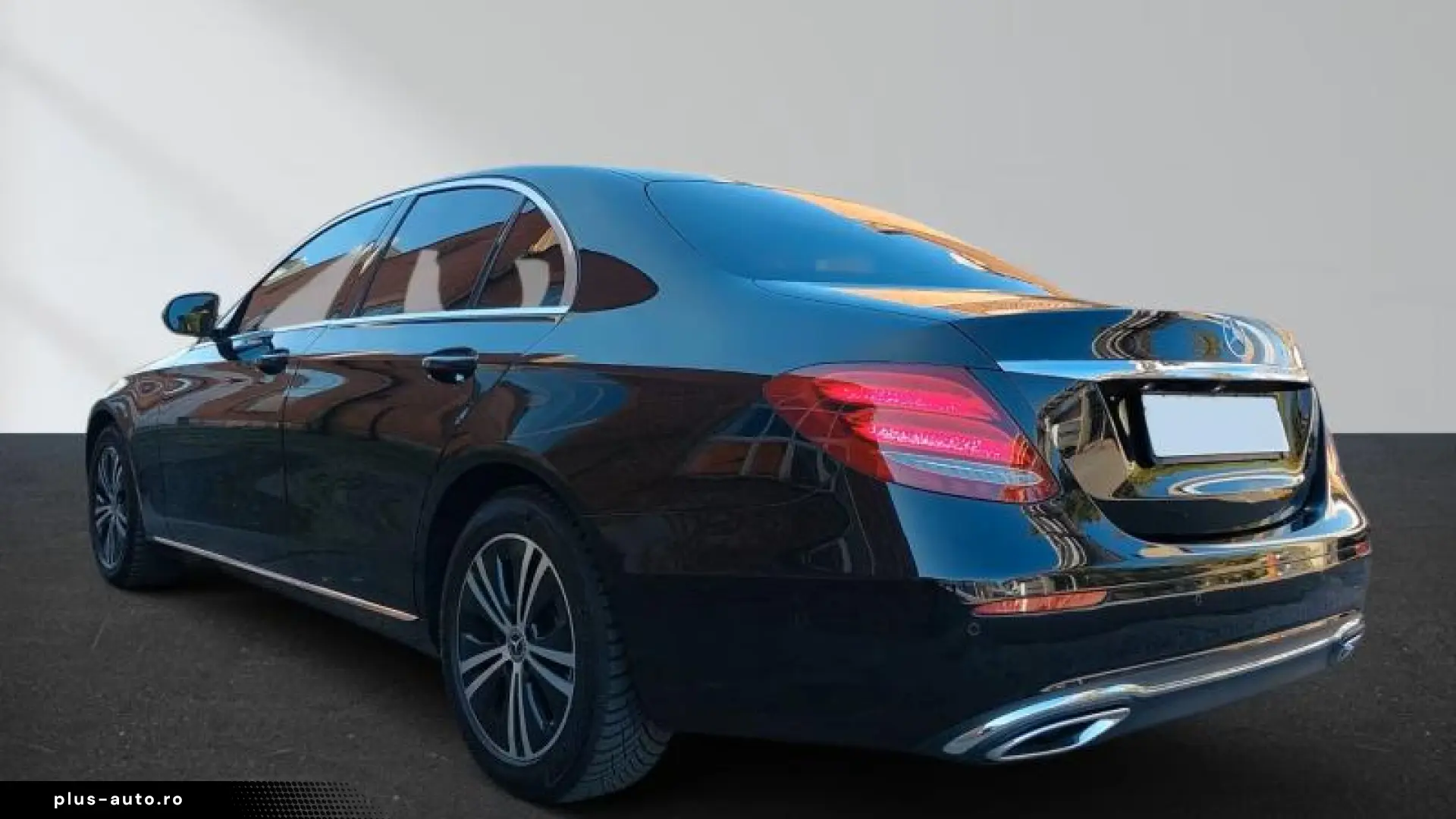 Mercedes-Benz E 220 E Limousine E 220 d 4Matic