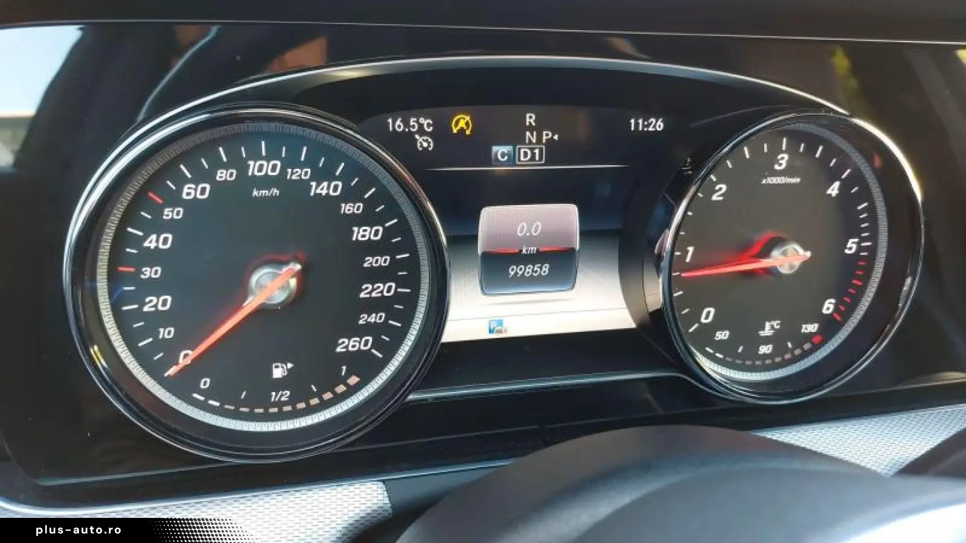 Mercedes-Benz E 220 E Limousine E 220 d 4Matic