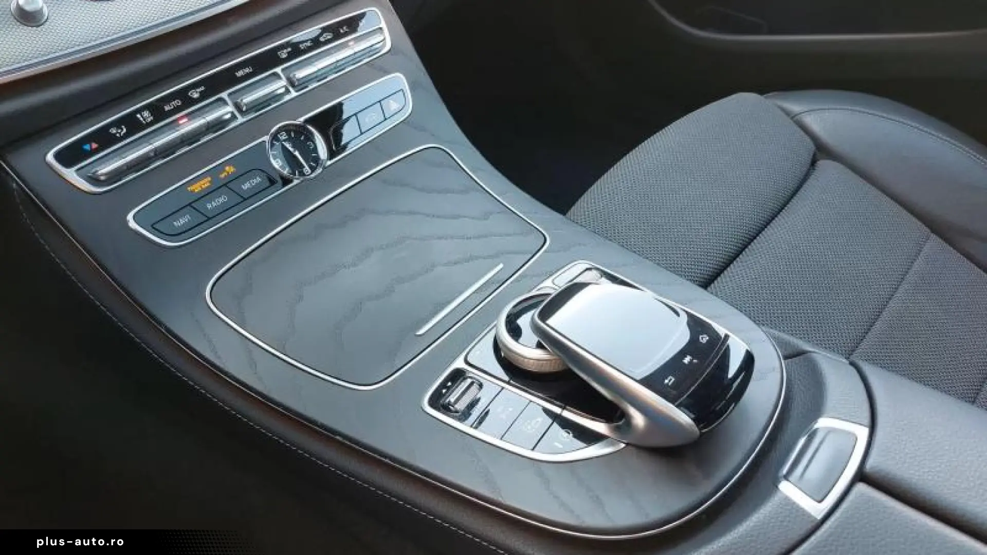 Mercedes-Benz E 220 E Limousine E 220 d 4Matic