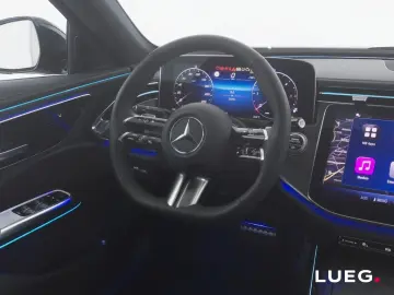 MERCEDES-BENZ E 220 d AMG Pano LED Night Kamera Totw…