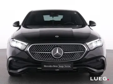MERCEDES-BENZ E 220 d AMG Pano LED Night Kamera Totw…
