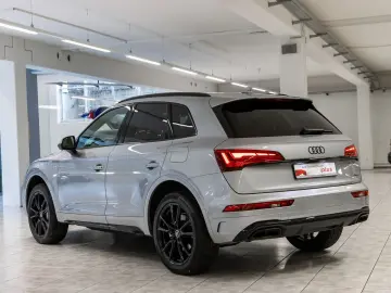 AUDI Q5 S line 55 TFSIe quattro S tronic AHK B&O PANO