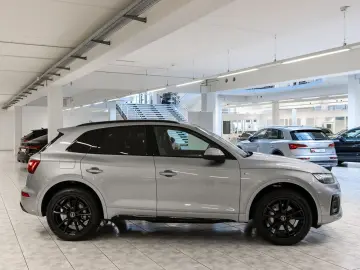 AUDI Q5 S line 55 TFSIe quattro S tronic AHK B&O PANO