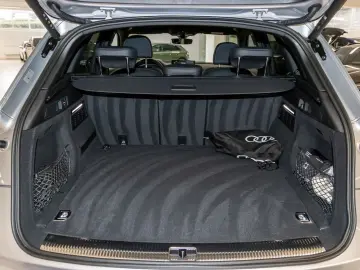 AUDI Q5 S line 55 TFSIe quattro S tronic AHK B&O PANO