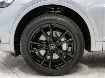 AUDI Q5 S line 55 TFSIe quattro S tronic AHK B&O PANO