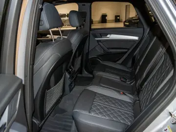 AUDI Q5 S line 55 TFSIe quattro S tronic AHK B&O PANO