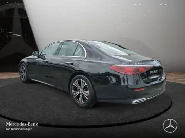 MERCEDES-BENZ E 220 d Lim Avantgarde Adv Pano LED To…