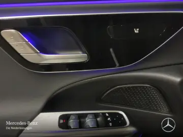 MERCEDES-BENZ E 220 d Lim Avantgarde Adv Pano LED To…