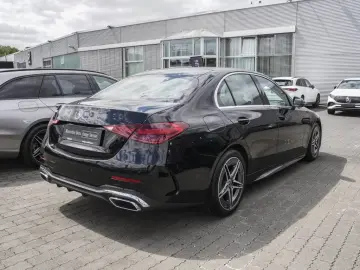 MERCEDES-BENZ C 180 AMG